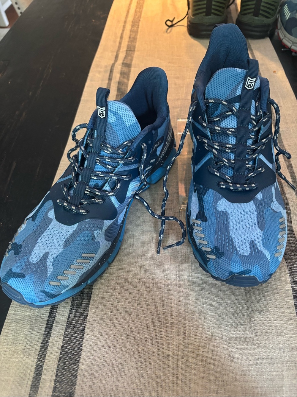 Men's Blue Camo Performance Athletic Sneakers